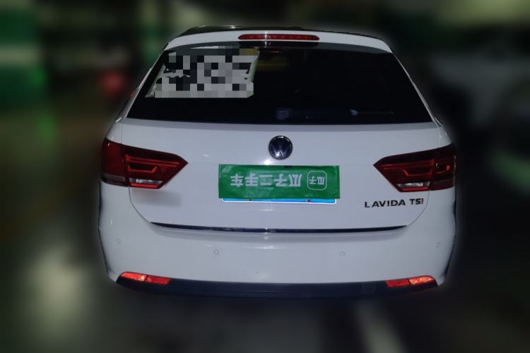 Used Volkswagen Gran Lavida 2013 1.4 TSI Automatic Luxury Model Rear