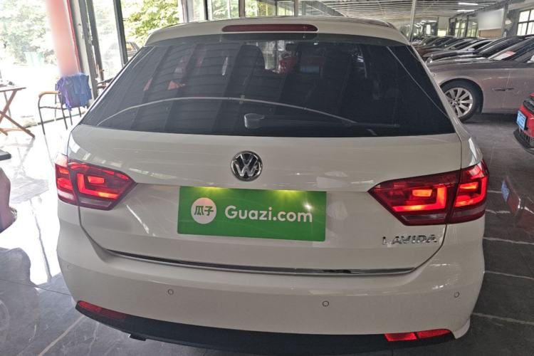 Used Volkswagen Gran Lavida 2013 1.6L Automatic Comfort Model Rear