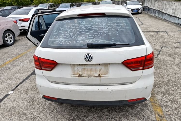 Used Volkswagen Gran Lavida 2013 1.6L Manual Comfort Model Rear