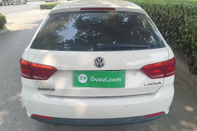 Used Volkswagen Gran Lavida 2013 1.6L Manual Comfort Model Rear