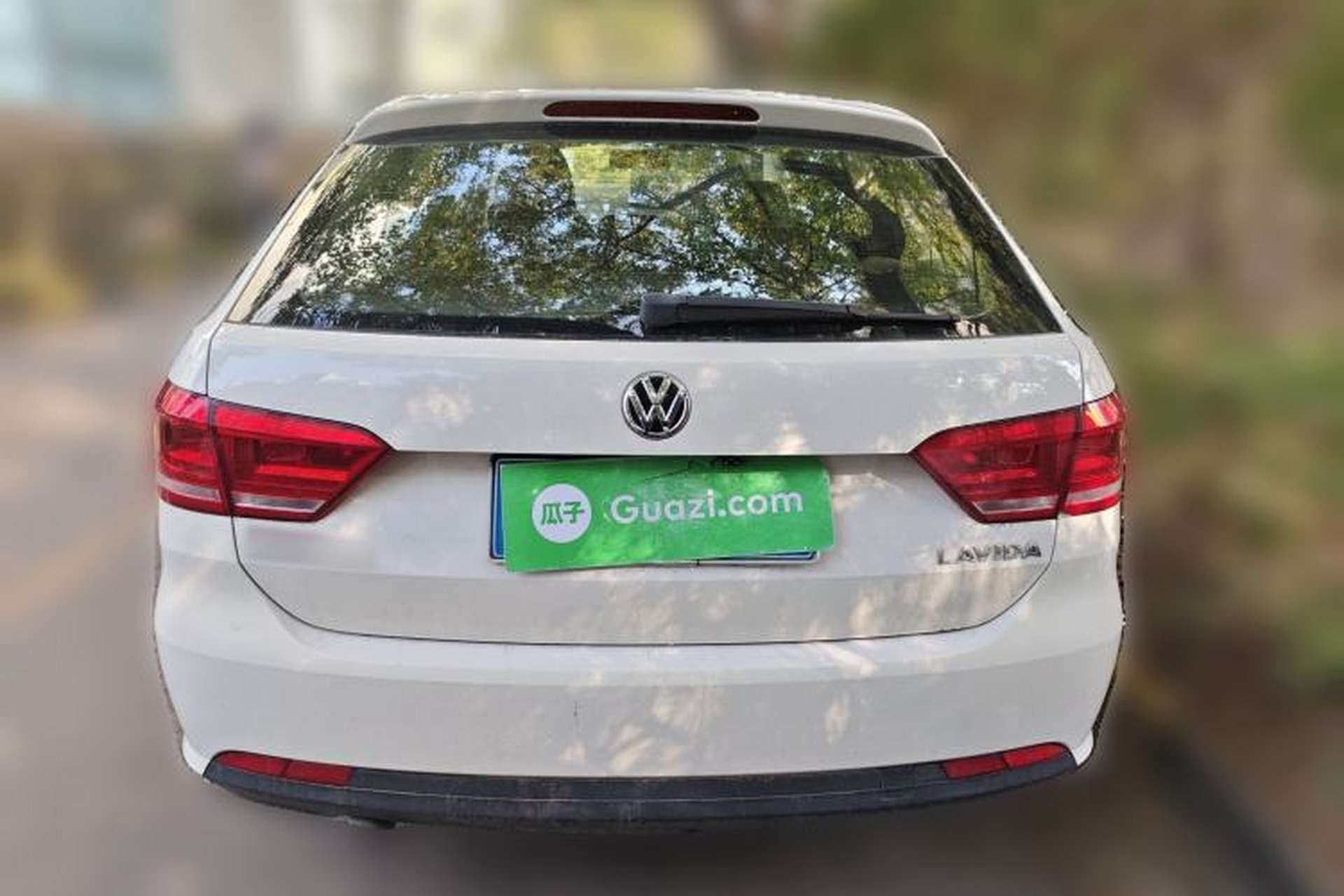 Used Volkswagen Gran Lavida 2013 1.6L Manual Fashion Model Rear