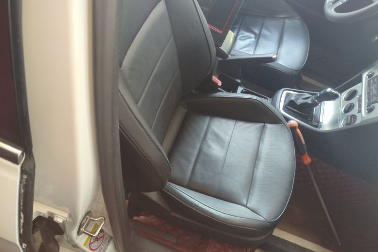Used Volkswagen Gran Lavida 2013 1.6L Automatic Comfort Model Right Front Seat