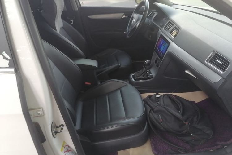 Used Volkswagen Gran Lavida 2013 1.6L Automatic Comfort Model Right Front Seat