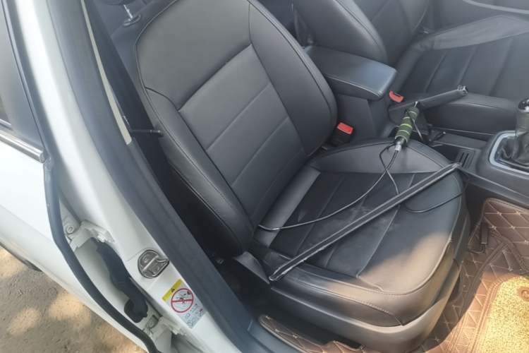 Used Volkswagen Gran Lavida 2013 1.6L Manual Comfort Model Right Front Seat