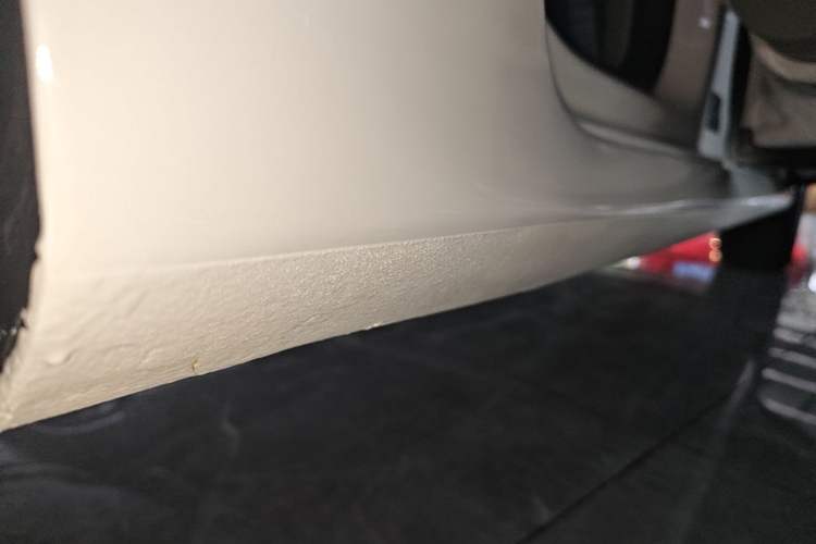 Used Volkswagen Gran Lavida 2013 1.6L Automatic Comfort Model Right Side Sill