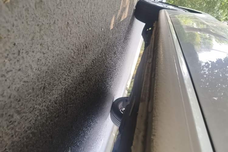 Used Volkswagen Gran Lavida 2013 1.6L Manual Comfort Model Right Side Sill