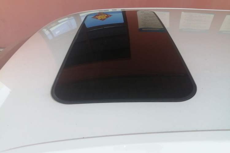 Used Volkswagen Gran Lavida 2013 1.4 TSI Automatic Comfort Model Roof