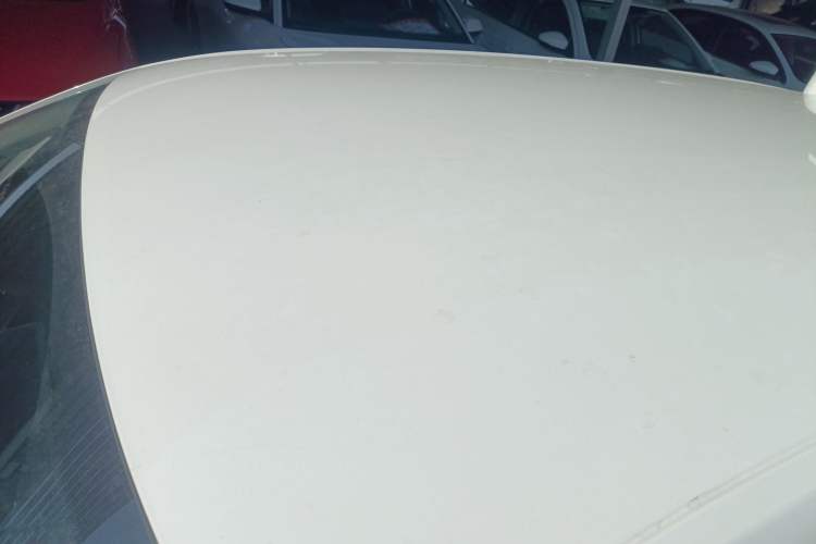 Used Volkswagen Gran Lavida 2013 1.6L Manual Fashion Model Roof