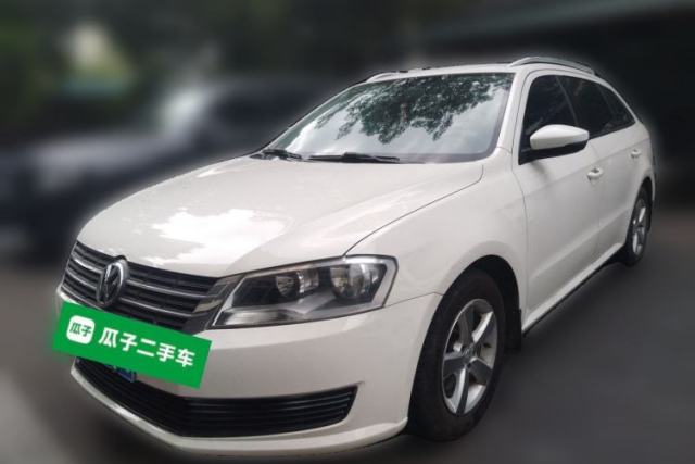 Used Volkswagen Gran Lavida 2013 1.6L Automatic Fashion Model