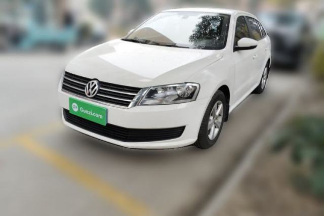 Used Volkswagen Gran Lavida 2013 1.6L Manual Fashion Model