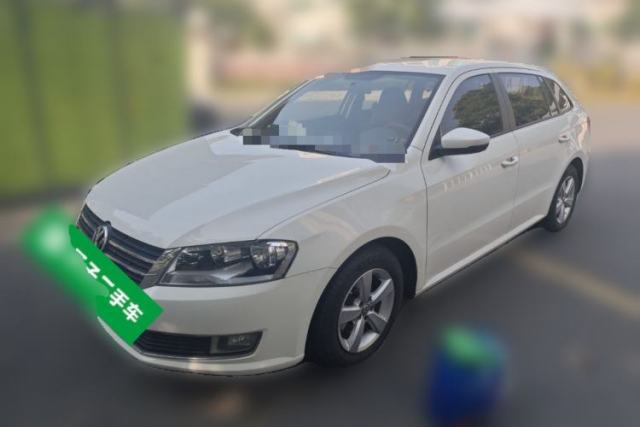 Used Volkswagen Gran Lavida 2013 1.6L Automatic Fashion Model