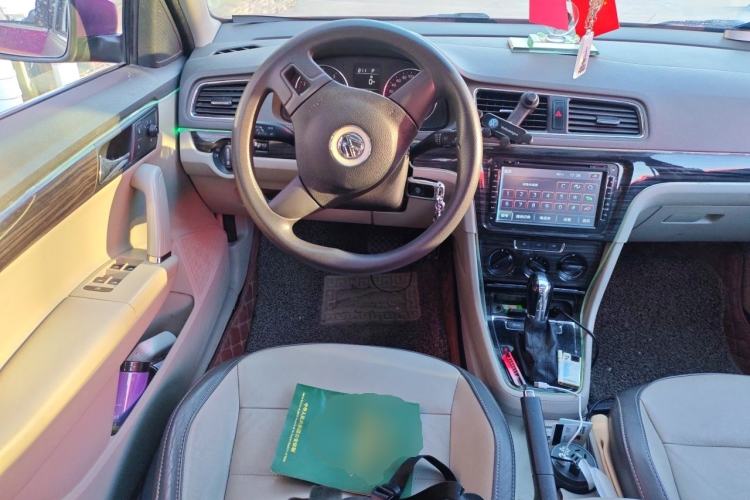 Used Volkswagen Gran Lavida 2013 1.6L Automatic Comfort Model Steering Wheel