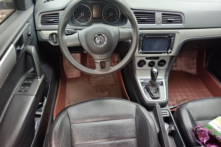 Used Volkswagen Gran Lavida 2013 1.4 TSI Automatic Comfort Model Steering Wheel
