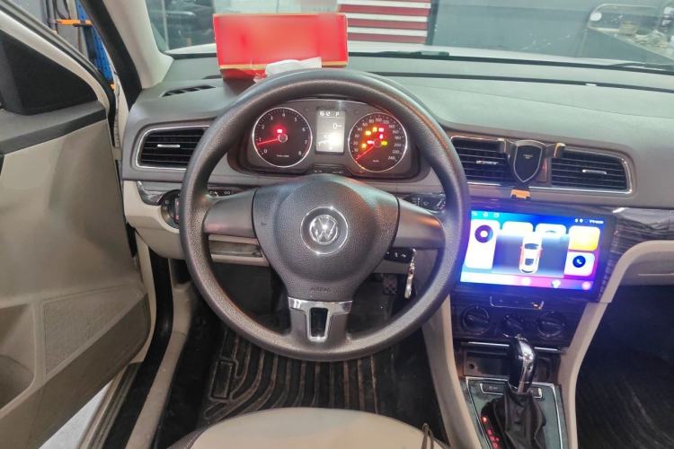 Used Volkswagen Gran Lavida 2013 1.4 TSI Automatic Comfort Model Steering Wheel