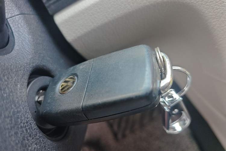 Used Volkswagen Gran Lavida 2013 1.6L Automatic Comfort Model Vehicle Key
