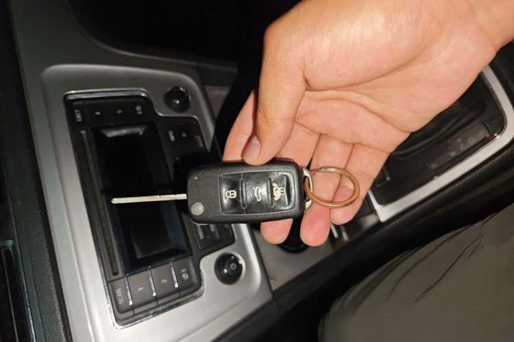 Used Volkswagen Gran Lavida 2013 1.6L Automatic Comfort Model Vehicle Key