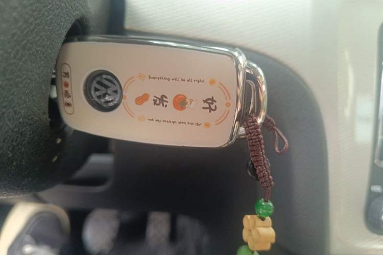 Used Volkswagen Gran Lavida 2013 1.6L Manual Fashion Model Vehicle Key