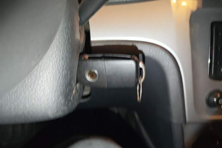 Used Volkswagen Gran Lavida 2013 1.6L Automatic Comfort Model Vehicle Key