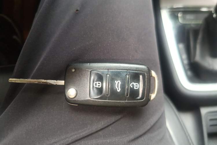 Used Volkswagen Gran Lavida 2013 1.6L Automatic Comfort Model Vehicle Key