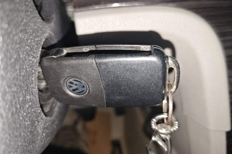 Used Volkswagen Gran Lavida 2013 1.6L Automatic Comfort Model Vehicle Key