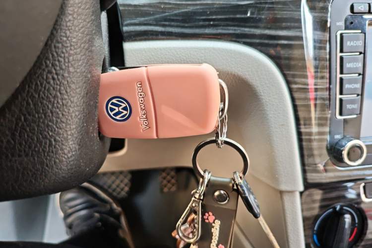 Used Volkswagen Gran Lavida 2013 1.6L Automatic Comfort Model Vehicle Key