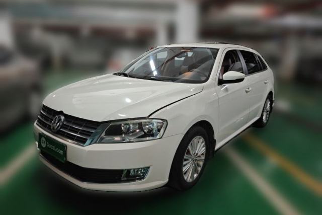 Used Volkswagen Gran Lavida 2013 1.6L Manual Comfort Model