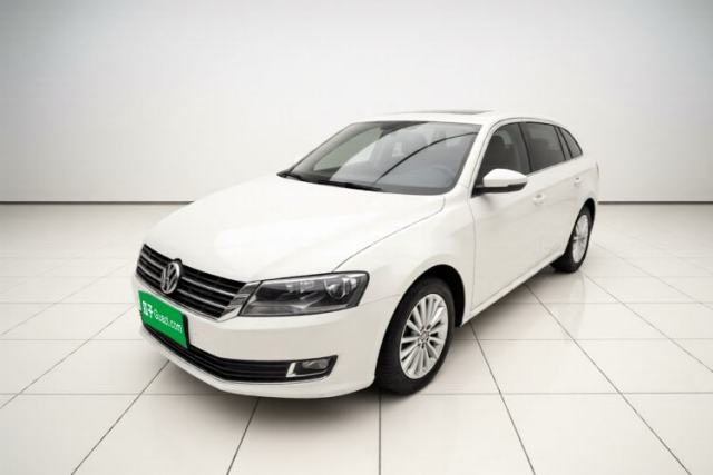 Ojetý Volkswagen Gran Lavida 2013 1.6L Automatic Comfort Model