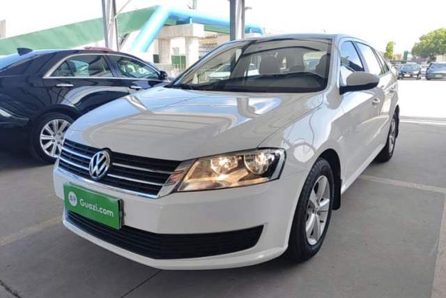 Used Volkswagen Gran Lavida 2013 1.6L Automatic Fashion Model