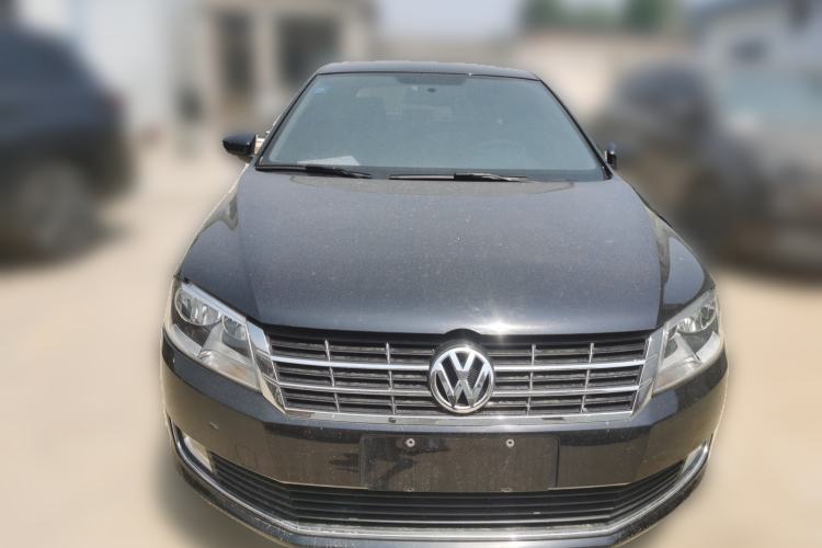 Used Volkswagen Gran Lavida 2014 1.6L Automatic Sport Edition Front