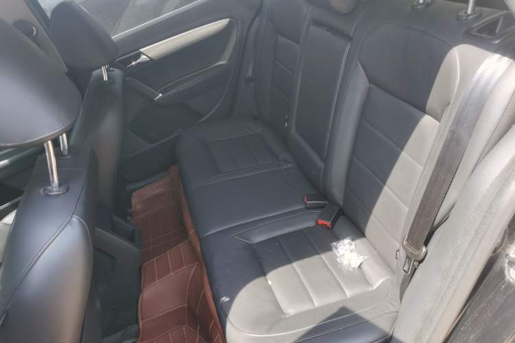 Used Volkswagen Gran Lavida 2014 1.6L Automatic Sport Edition Left Rear Seat