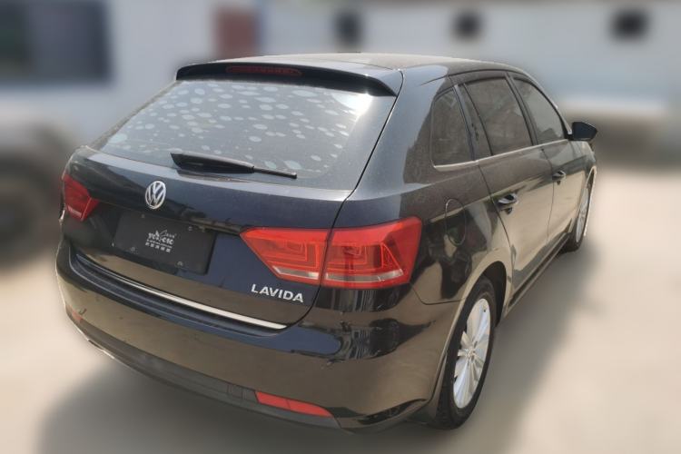 Used Volkswagen Gran Lavida 2014 1.6L Automatic Sport Edition Rear Right 45 Deg