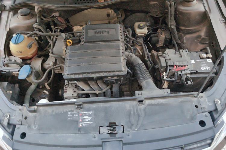 Used Volkswagen Gran Lavida 2014 1.6L Automatic Sport Edition Engine Bay