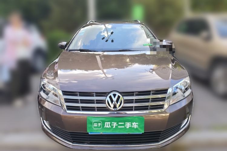 Used Volkswagen Gran Lavida 2014 1.6L Automatic Sport Edition Front