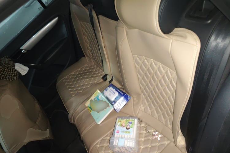 Used Volkswagen Gran Lavida 2014 1.6L Automatic Sport Edition Left Rear Seat