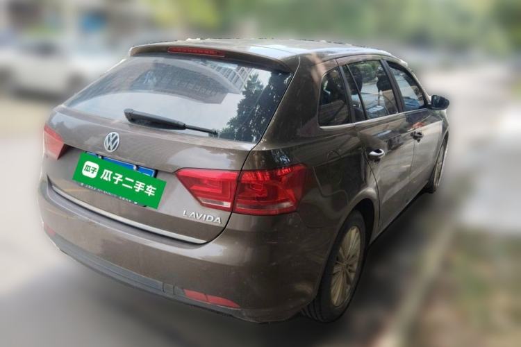 Used Volkswagen Gran Lavida 2014 1.6L Automatic Sport Edition Rear Right 45 Deg