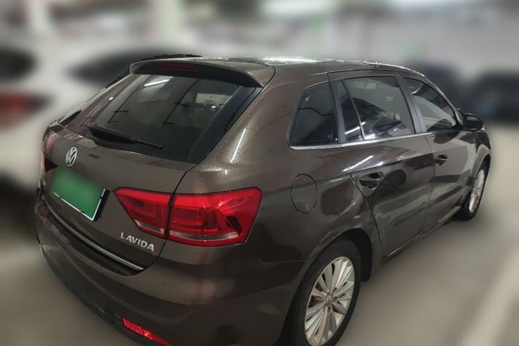 Used Volkswagen Gran Lavida 2014 1.6L Automatic Sport Edition Rear Right 45 Deg