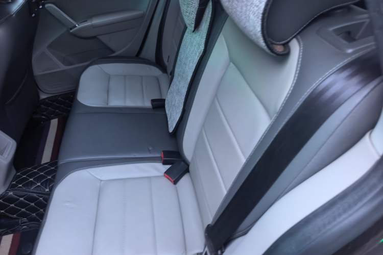 Used Volkswagen Gran Lavida 2014 1.4TSI Automatic Sport Edition Left Rear Seat