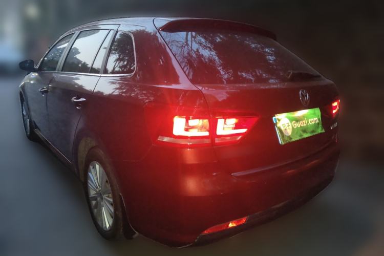 Used Volkswagen Gran Lavida 2014 1.6L Automatic Sport Edition Rear Left 45 Deg