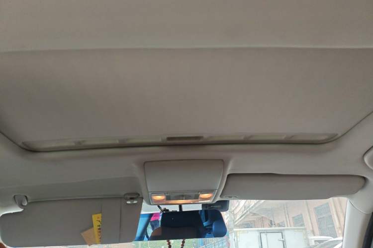 Used Volkswagen Gran Lavida 2014 1.4TSI Automatic 30th Anniversary Edition Headliner