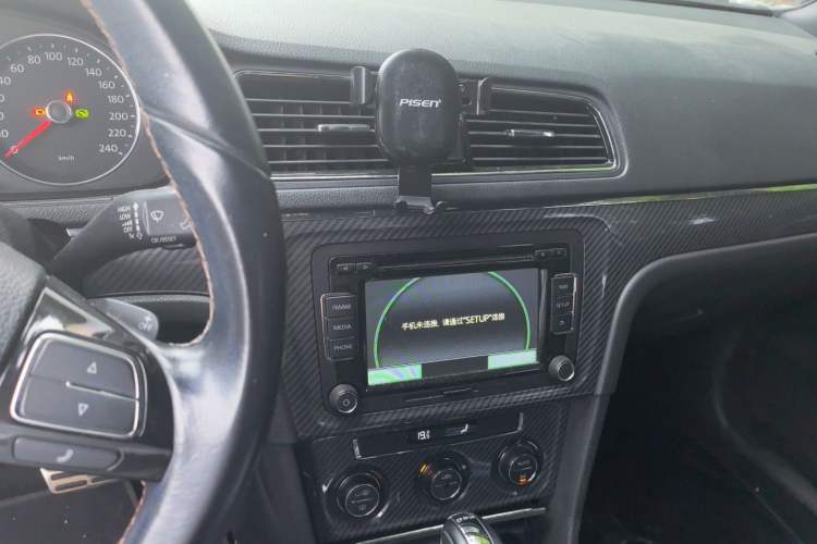 Used Volkswagen Gran Lavida 2014 1.4TSI Automatic Sport Edition Audio And AC Panel