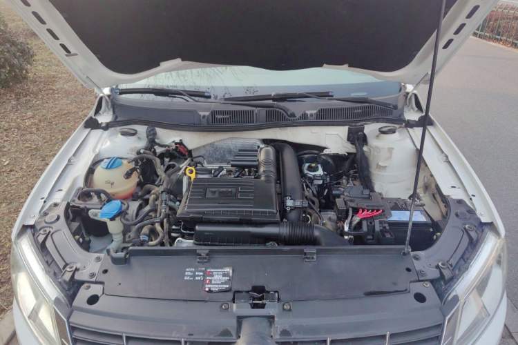 Used Volkswagen Gran Lavida 2014 1.4TSI Automatic 30th Anniversary Edition Engine Bay