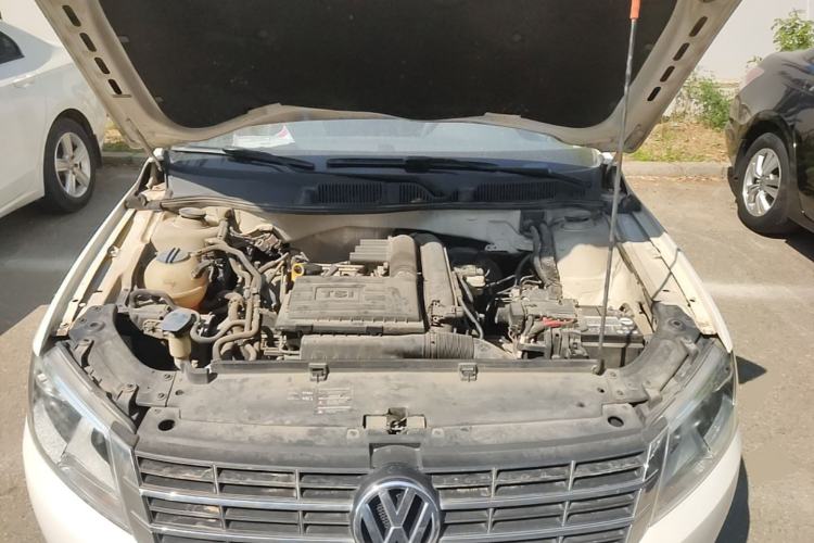 Used Volkswagen Gran Lavida 2014 1.4TSI Automatic 30th Anniversary Edition Engine Bay