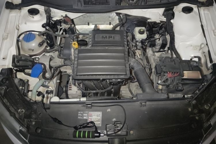 Used Volkswagen Gran Lavida 2014 1.6L Automatic Sport Edition Engine Bay