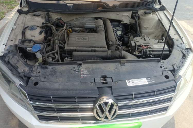 Used Volkswagen Gran Lavida 2014 1.4TSI Automatic Sport Edition Engine Bay