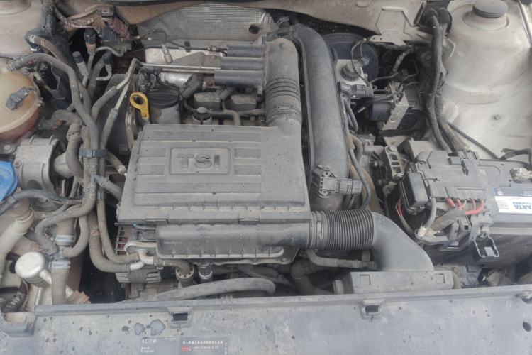 Used Volkswagen Gran Lavida 2014 1.4TSI Automatic Sport Edition Engine Bay