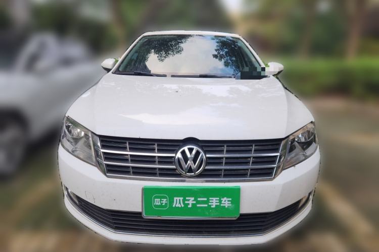 Used Volkswagen Gran Lavida 2014 1.6L Automatic Sport Edition Front