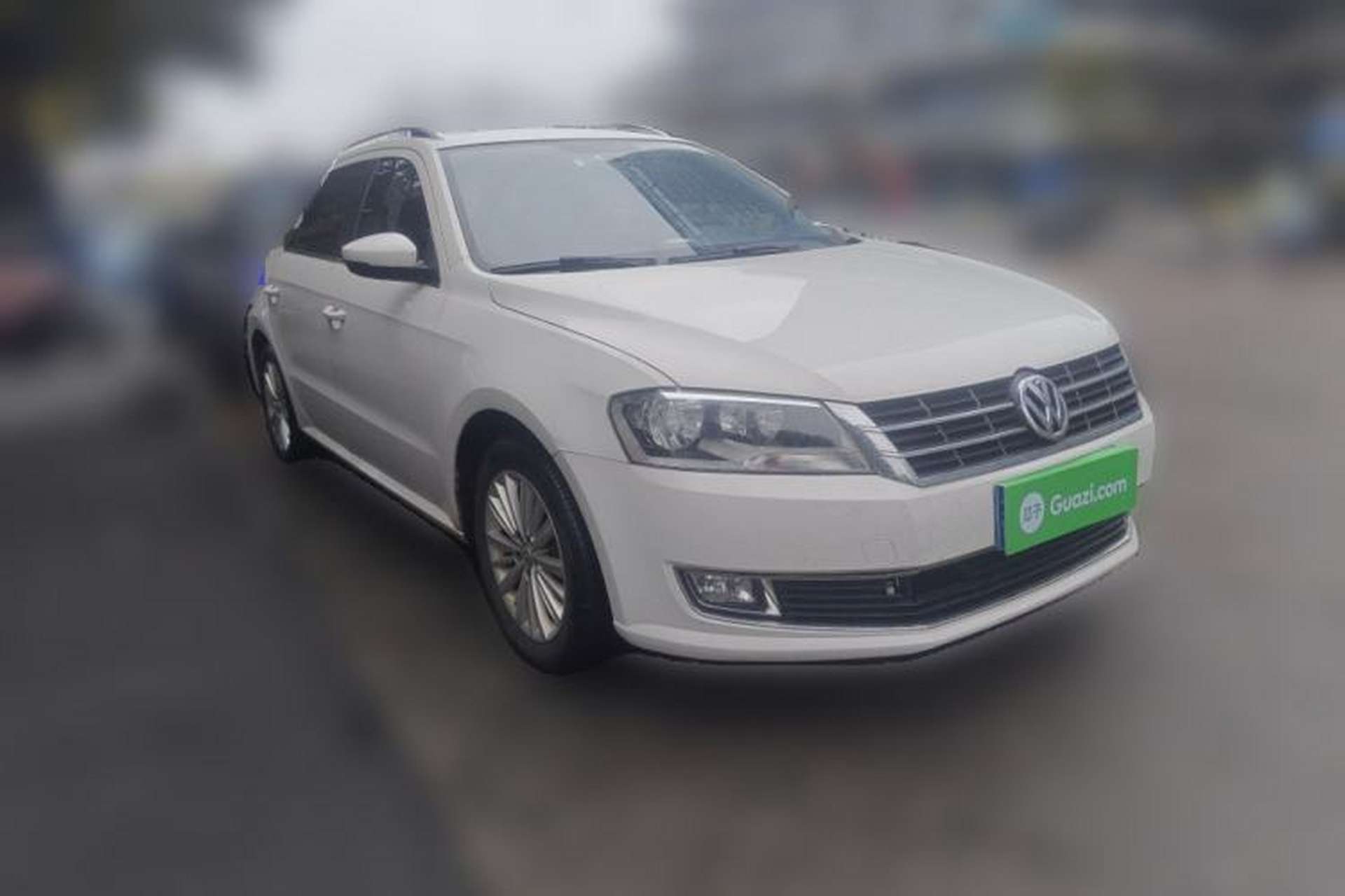 Used Volkswagen Gran Lavida 2014 1.4TSI Automatic Sport Edition Front Right 45 Deg