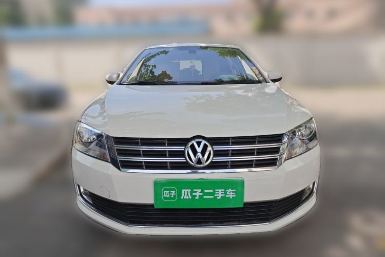 Used Volkswagen Gran Lavida 2014 1.6L Automatic Sport Edition Front