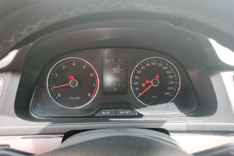 Used Volkswagen Gran Lavida 2014 1.6L Automatic Sport Edition Instrument Cluster