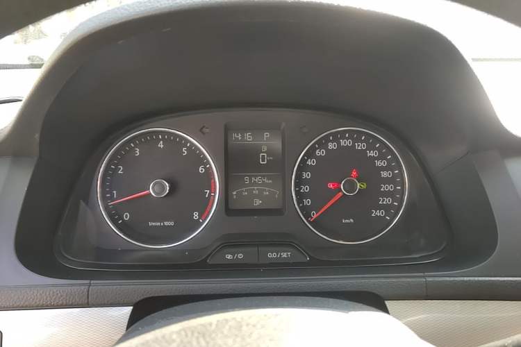 Used Volkswagen Gran Lavida 2014 1.4TSI Automatic 30th Anniversary Edition Instrument Cluster